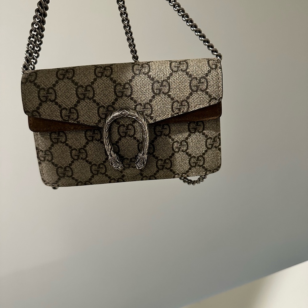 Gucci Dionysus Super Mini bag